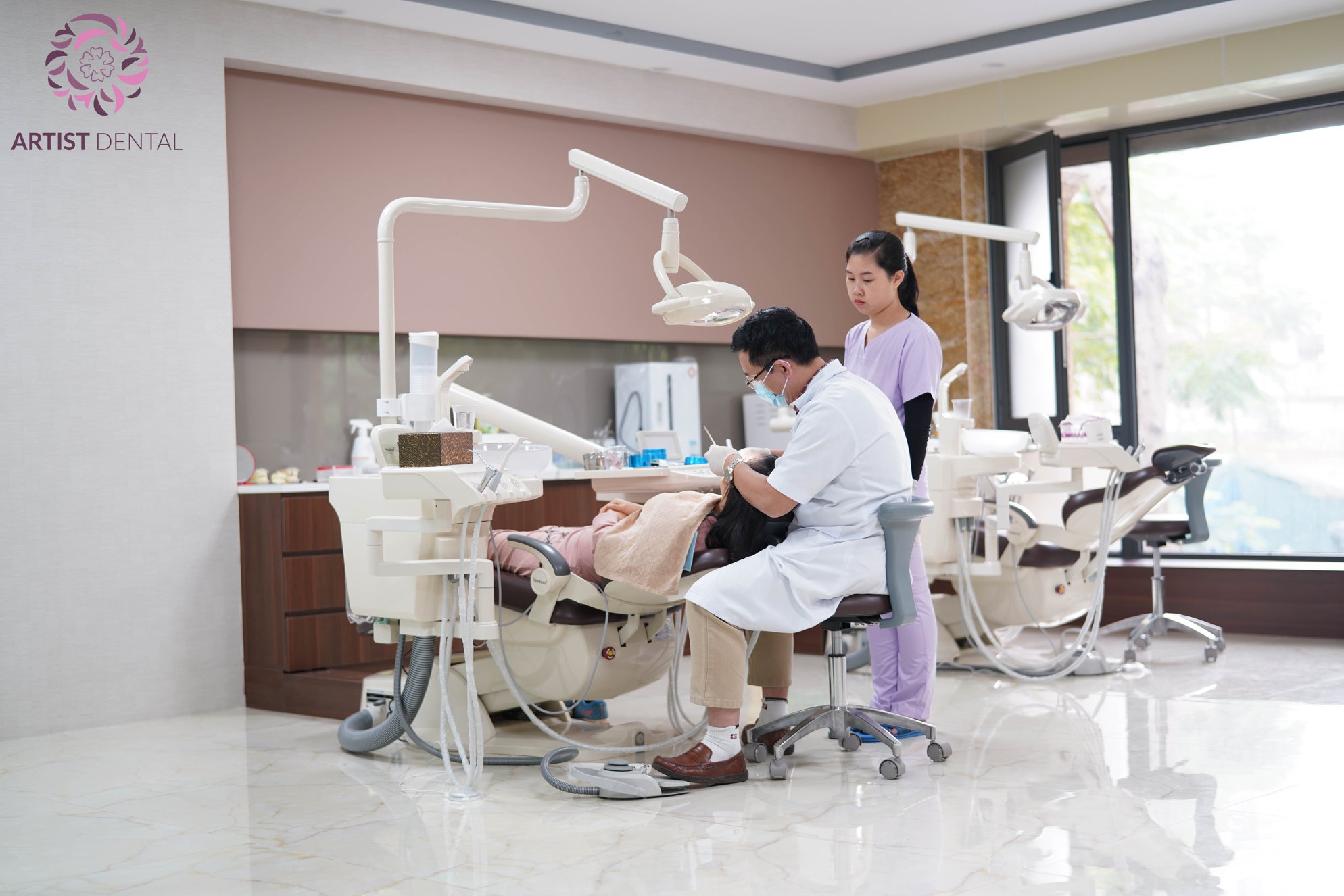 Read more about the article Nha Khoa Artist Dental